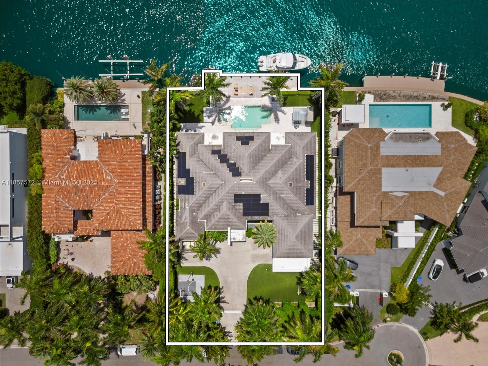 224 S ISLAND, Golden Beach FL 33160 — #A11857572