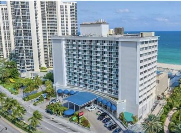 19201 Collins Ave # 611, Sunny Isles Beach FL 33160 — #A11858118