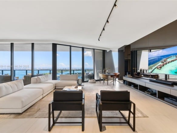 1000 Biscayne Blvd # 3502, Miami FL 33132 — #A11858559