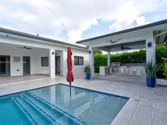 2521 SW 105th Ave, Miami FL 33165 — #A11858706