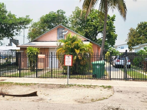 683 NW 30th St, Miami FL 33127 — #A11859068