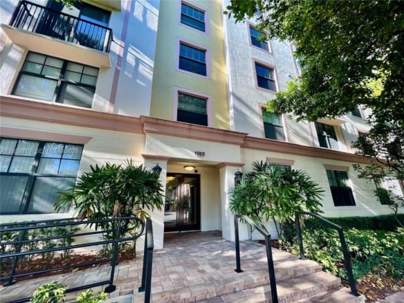 1919 Van Buren St # 818A, Hollywood FL 33020 — #A11859913