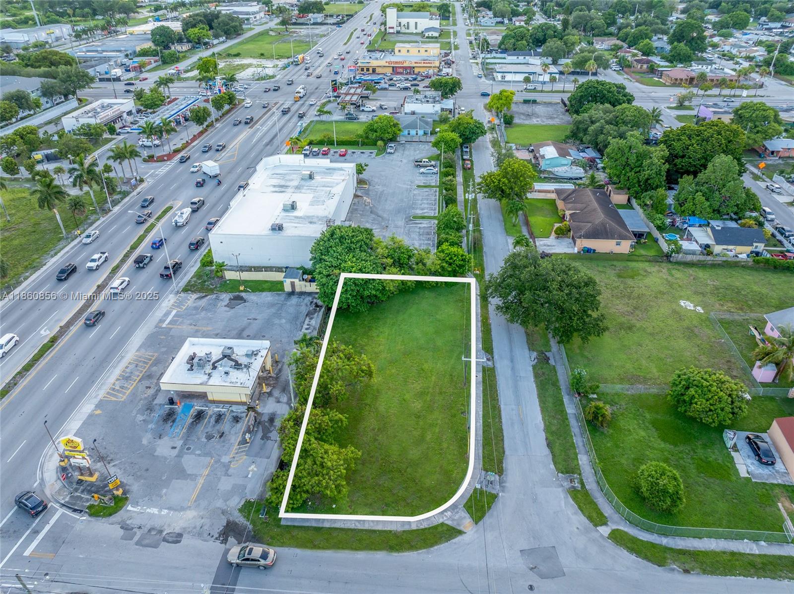 default 21 ave, Miami FL 33147 — #A11860856