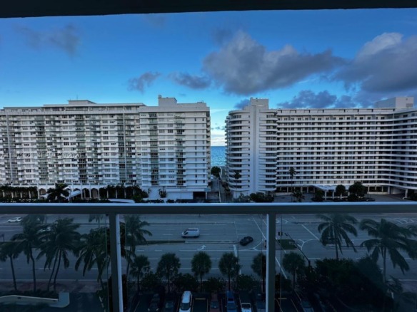 5600 Collins Ave # 11W, Miami Beach FL 33140 — #A11861323
