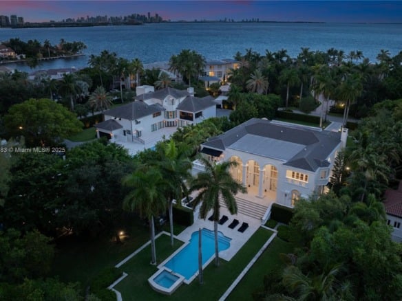 26 Tahiti Beach Island Rd, Coral Gables FL 33143 — #A11861683