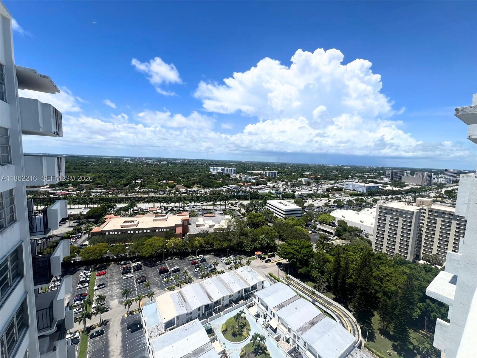 83dcefb7-7594 2750 NE 183rd St # 2707, Aventura FL 33160 — #A11862216
