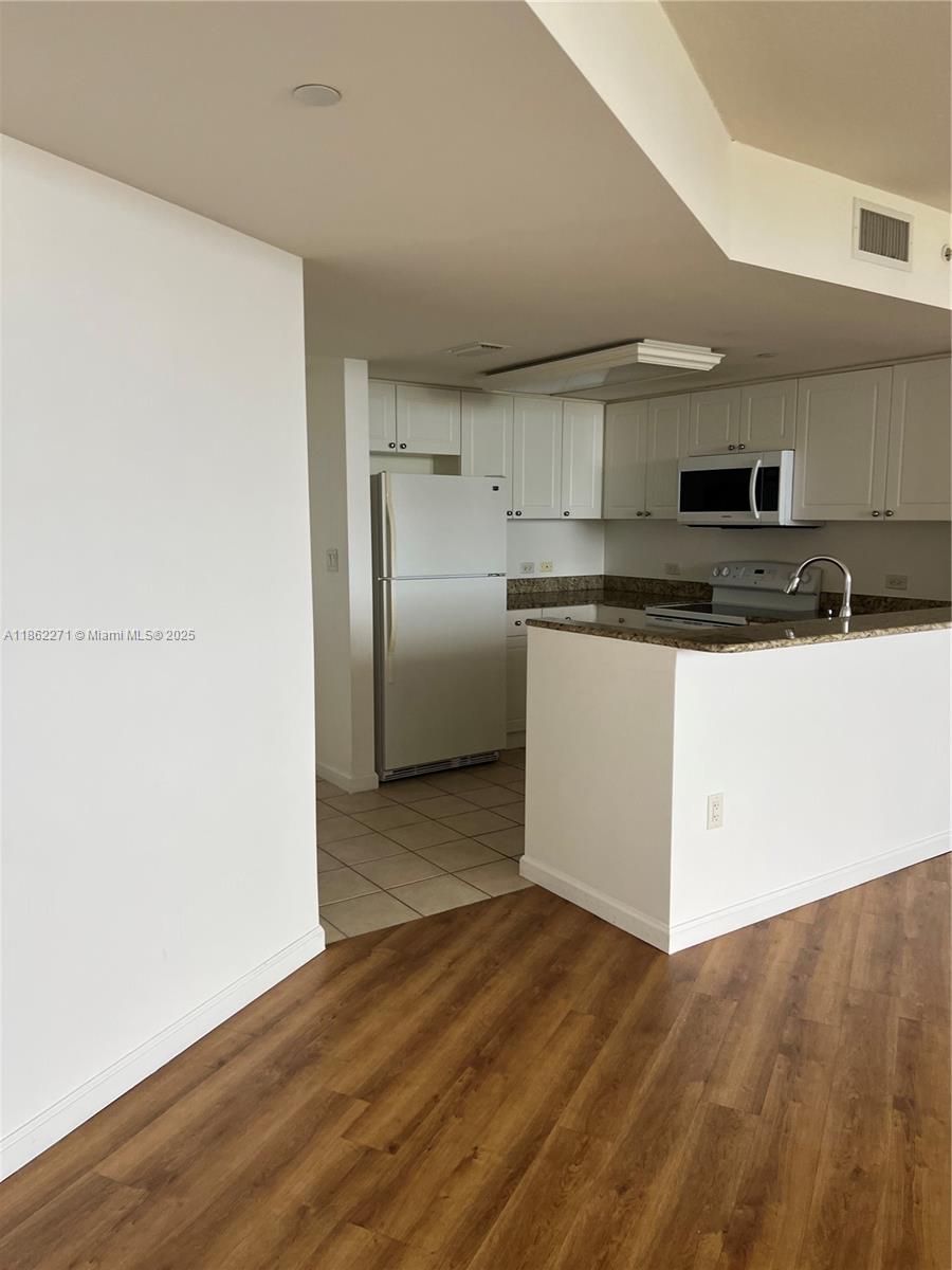 19501 W Country Club Dr # 1411, Aventura FL 33180 — #A11862271
