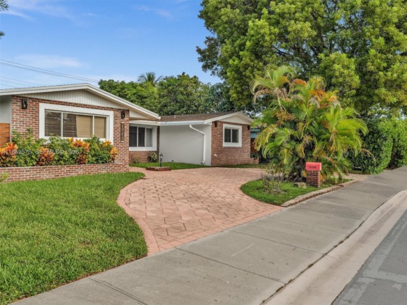 20350 Highland Lakes Blvd, Miami FL 33179 — #A11862576
