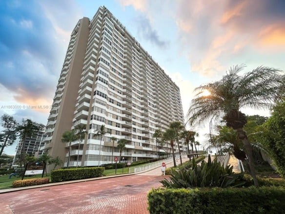 1985 S Ocean Dr # 15G, Hallandale Beach FL 33009 — #A11863000