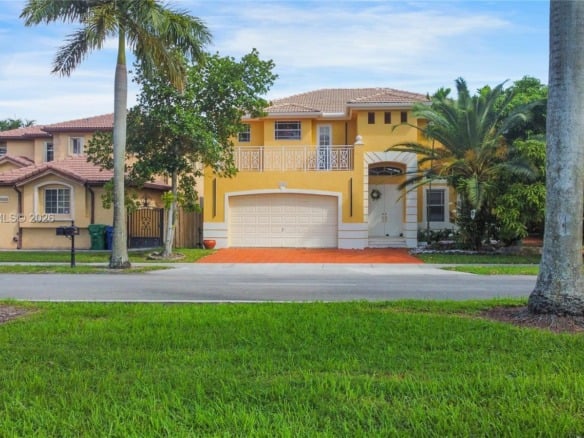 6049 SW 165th Ave, Miami FL 33193 — #A11863035