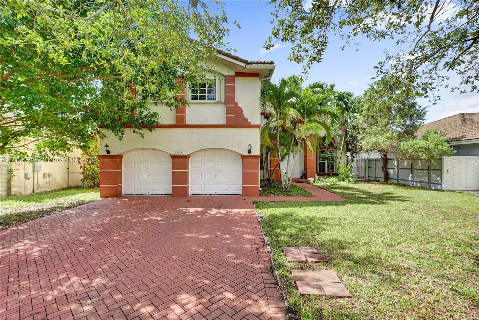 83dcefb7-7635 14824 SW 180th St, Miami FL 33187 — #A11863026