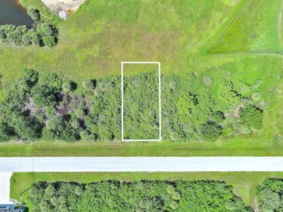 316 Sunset Rd, Other City – In The State Of Florida FL 33947 — #A11863882