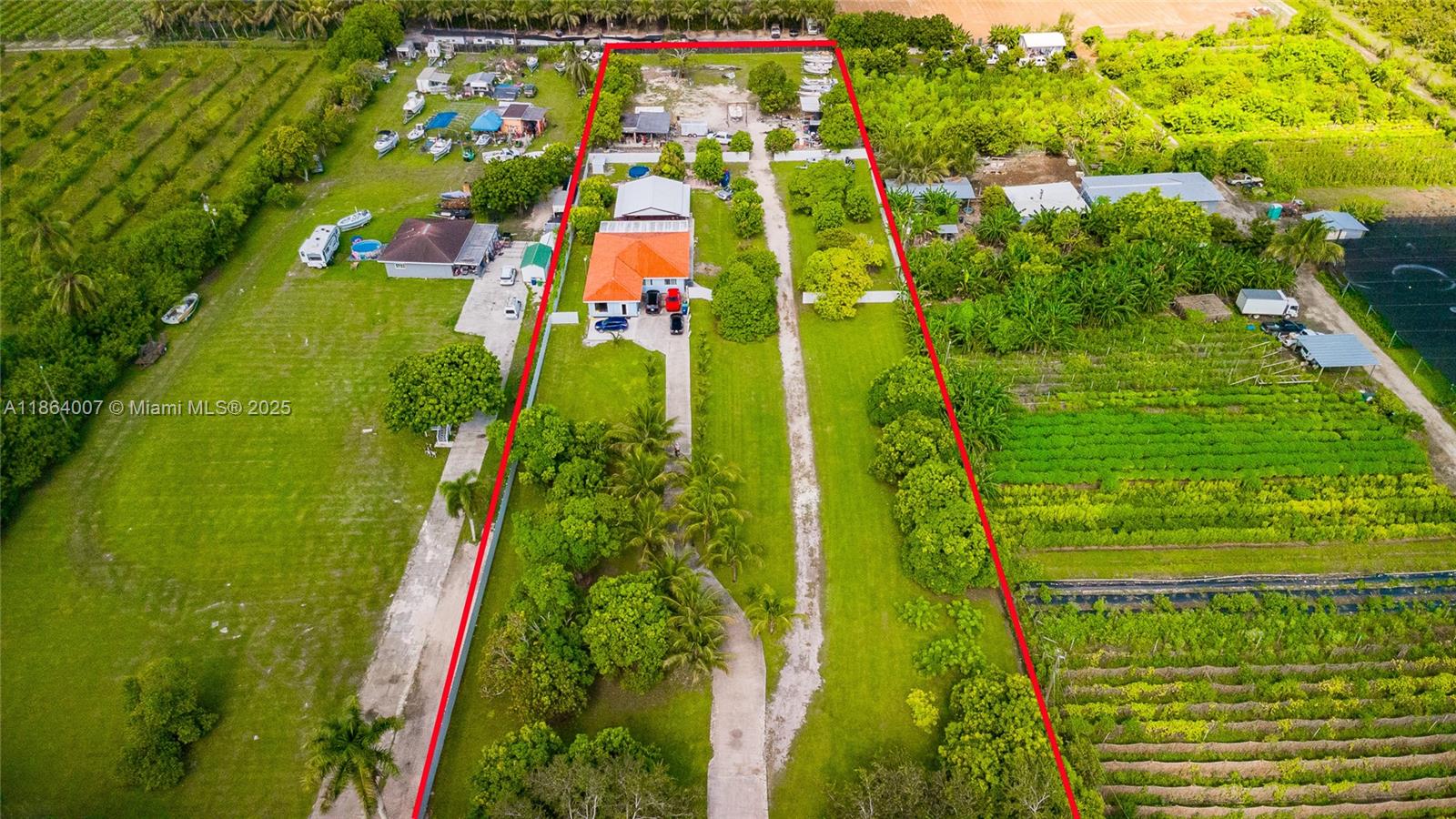 83dcefb7-7692 36520 SW 214th Ave, Homestead FL 33034 — #A11864007