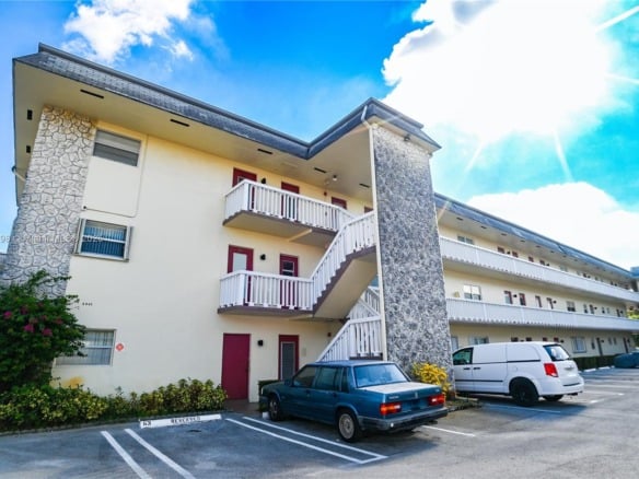 4441 NW 16th St # J301, Lauderhill FL 33313 — #A11864198