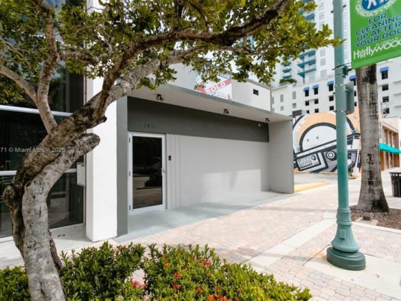 1911 Harrison St # 5, Hollywood FL 33020 — #A11841671