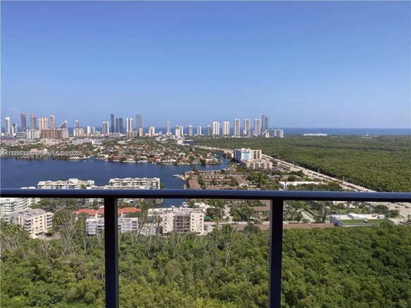 16385 Biscayne Blvd # 2118, North Miami Beach FL 33160 — #A11864348