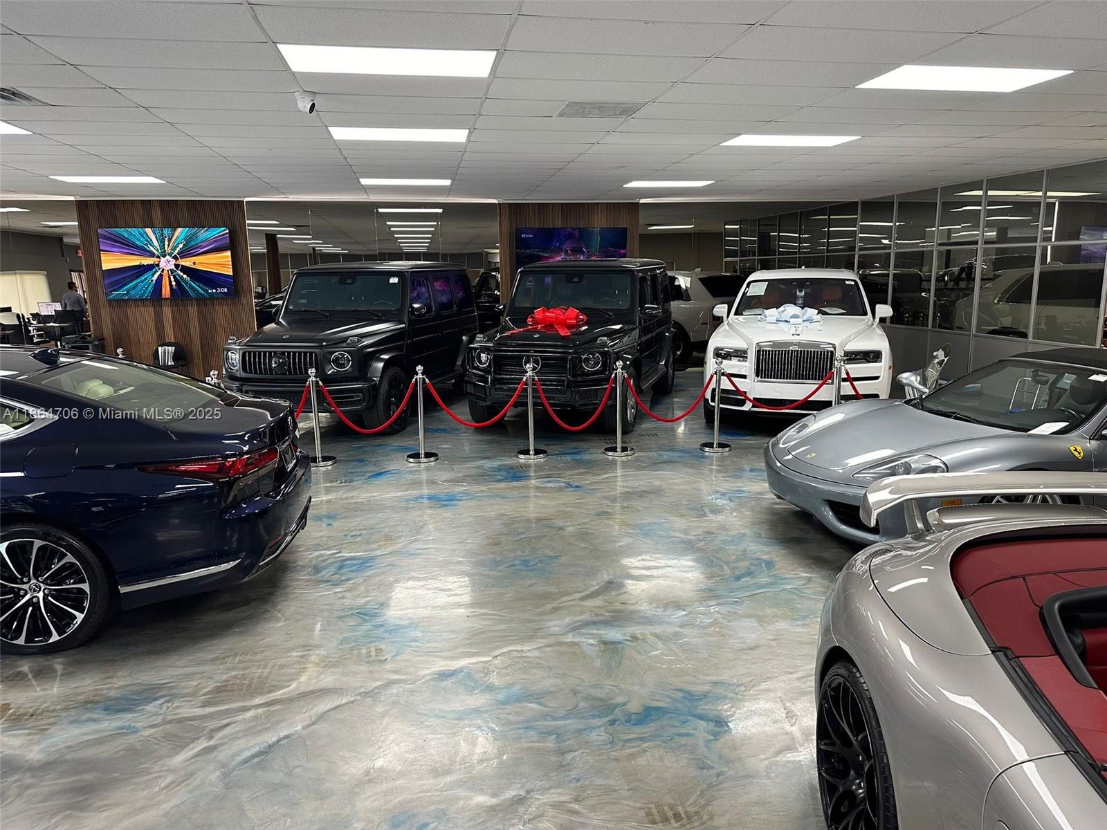 83dcefb7-7724 601 N State Road 7, Plantation FL 33317 — #A11864706