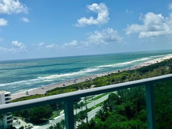 100 Bayview Dr # 1906, Sunny Isles Beach FL 33160 — #A11864751