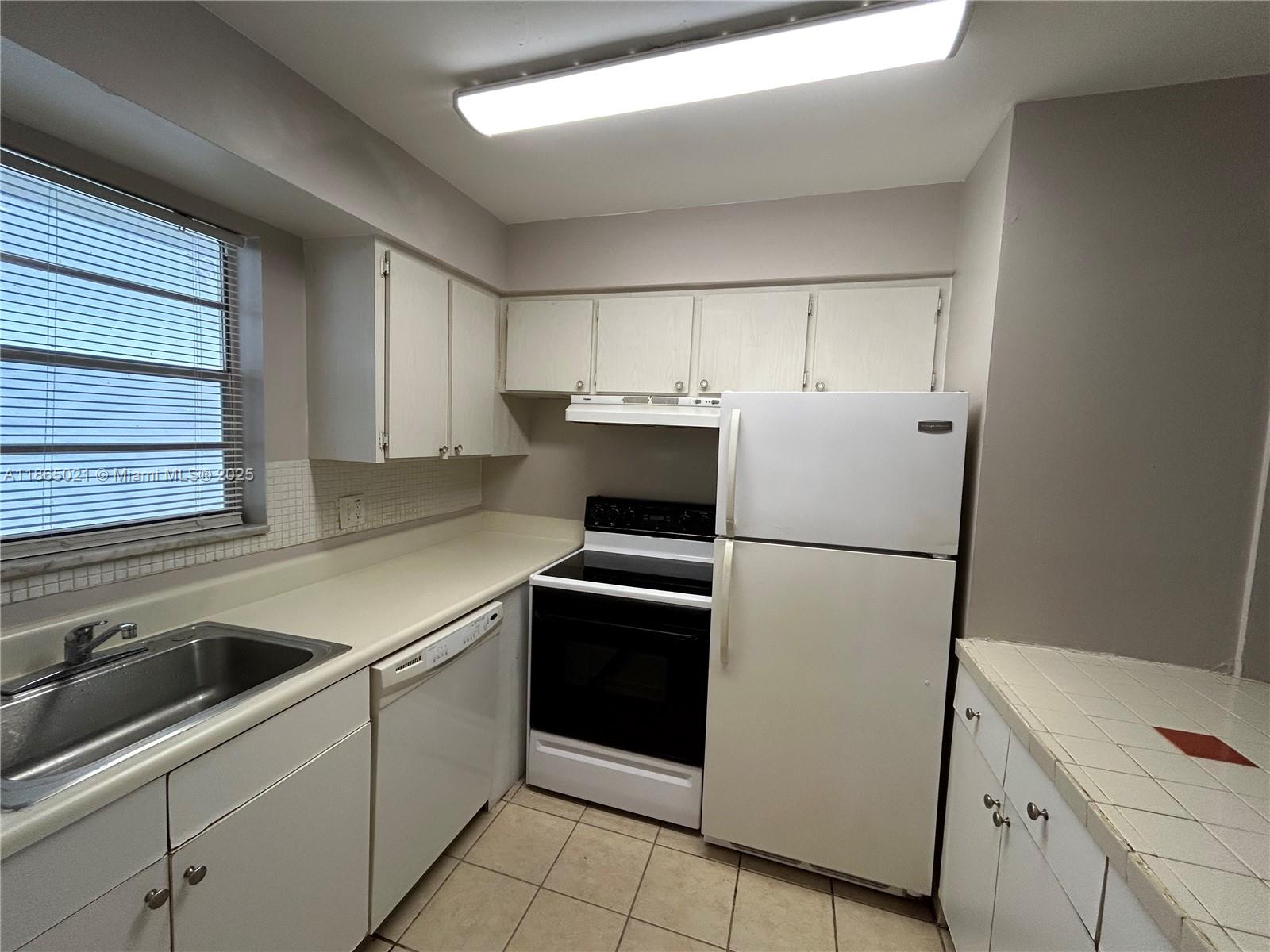 83dcefb7-7739 6505 Winfield Blvd # 18, Margate FL 33063 — #A11865021