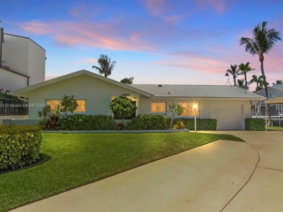 19125 Waterway Rd, Jupiter FL 33469 — #A11865150