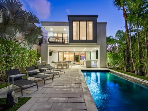 310 SE 11th Ave, Fort Lauderdale FL 33301 — #A11856618