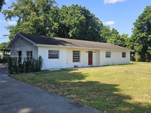 19230 SW 216TH ST, Miami FL 33170 — #A11866245