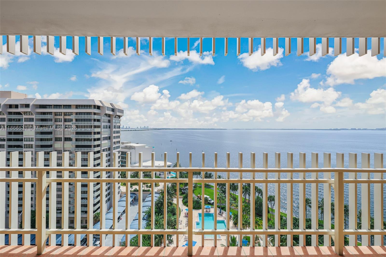 83dcefb7-7806 2 Grove Isle Dr # B1603, Miami FL 33133 — #A11866531