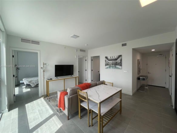 227 NE 2nd St # 1606, Miami FL 33132 — #A11901870