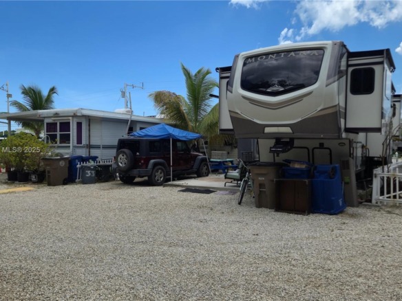 325 Calusa St lot 333, Key Largo FL 33037 — #A11852213