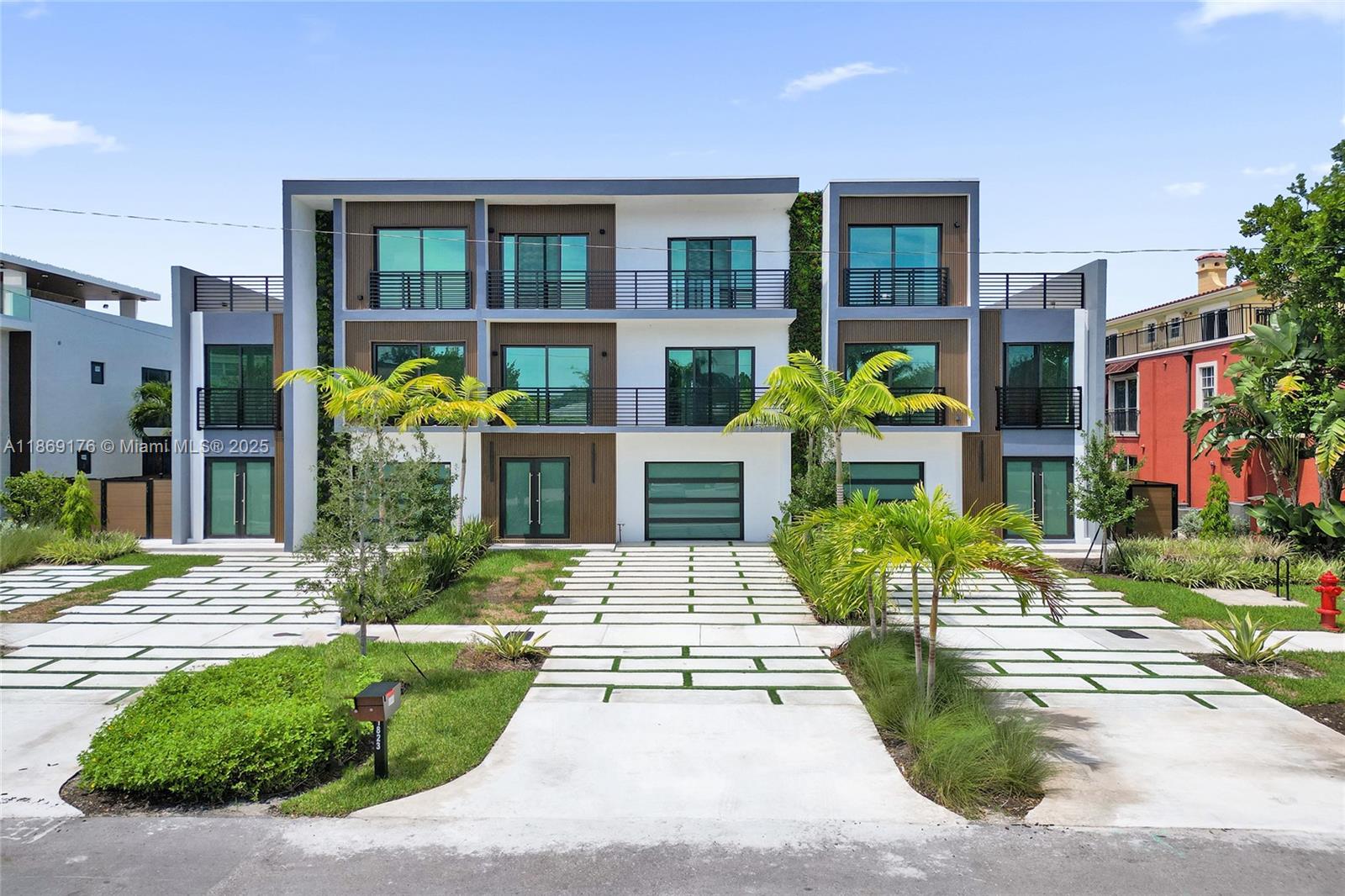 1825 NE 26th Ave, Fort Lauderdale FL 33305 — #A11869176