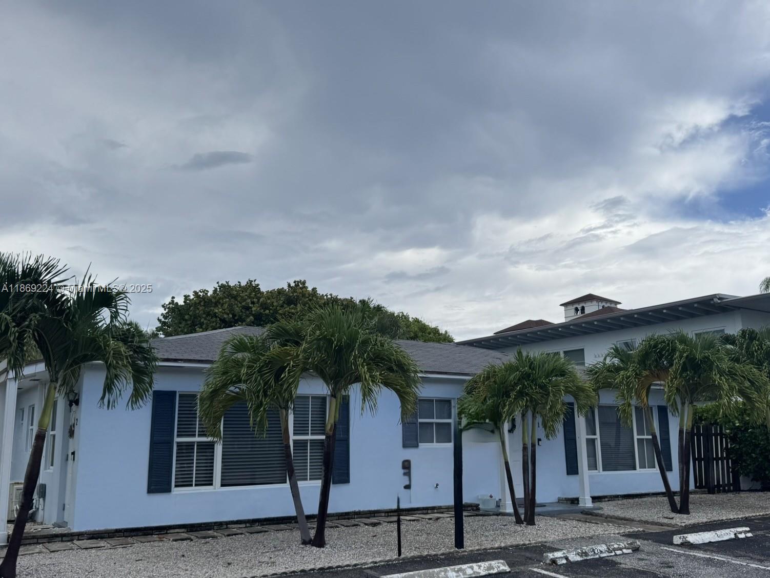 121 Linda Ln, Palm Beach Shores FL 33404 — #A11869224