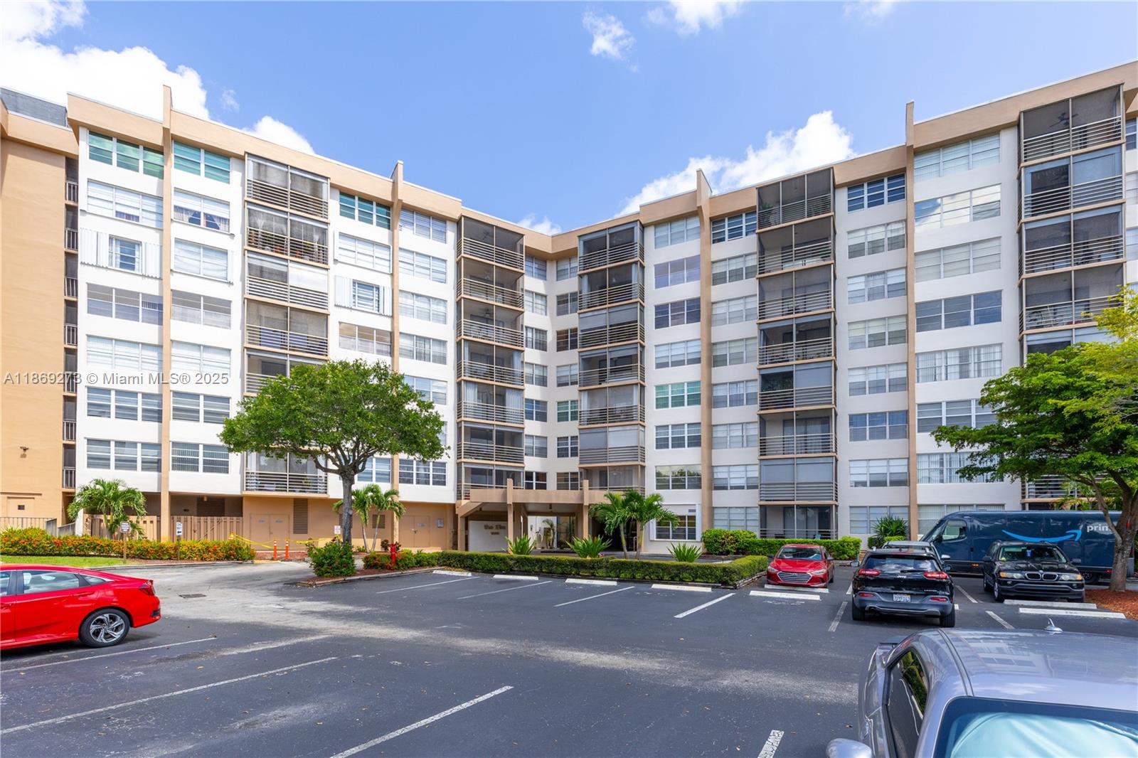 83dcefb7-7905 1000 Saint Charles Pl # 319, Pembroke Pines FL 33026 — #A11869273