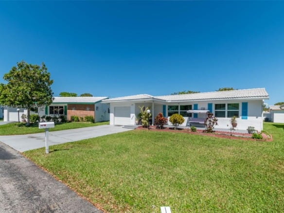 9021 NW 13th St, Plantation FL 33322 — #A11869930