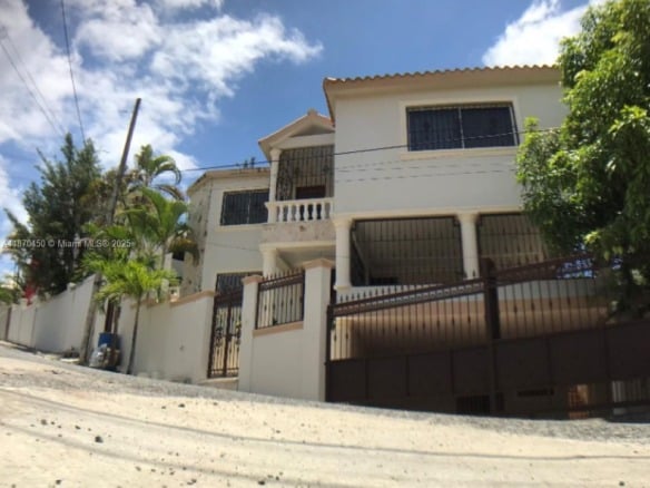 Listing #A11870450