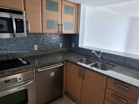 2101 Brickell Ave # 1109, Miami FL 33129 — #A11870479
