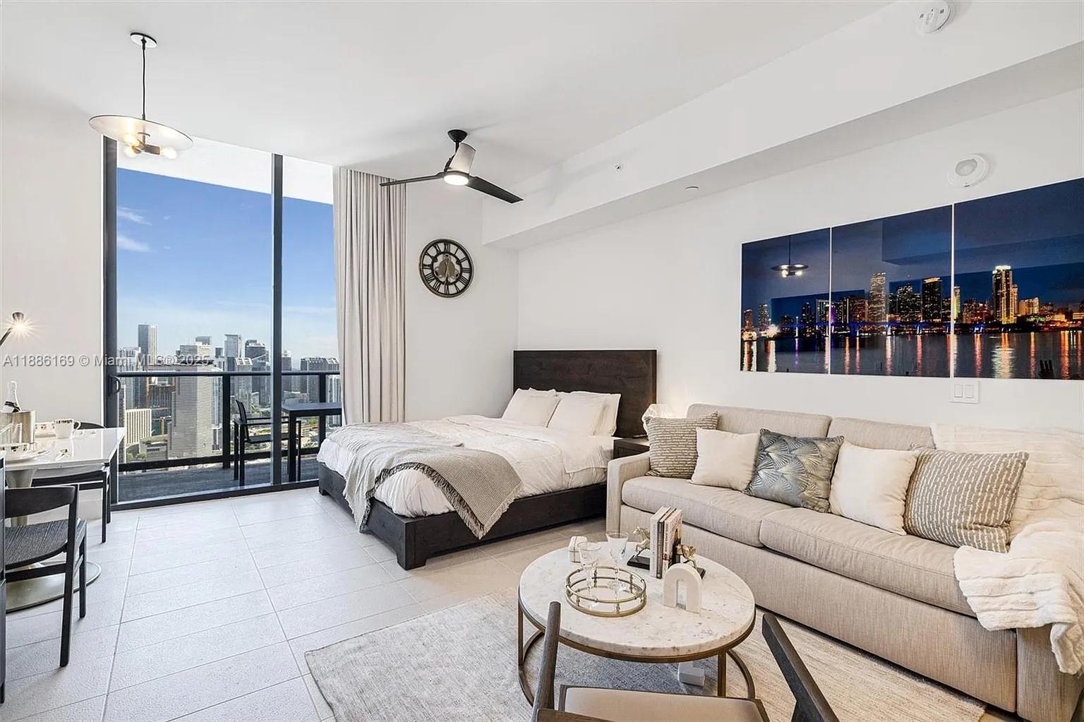 83dcefb7-797 159 NE 6th St # 5106, Miami FL 33132 — #A11886169