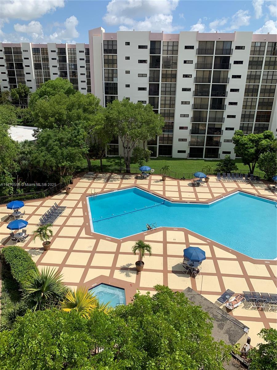 17021 N Bay Rd # 1025, Sunny Isles Beach FL 33160 — #A11870556