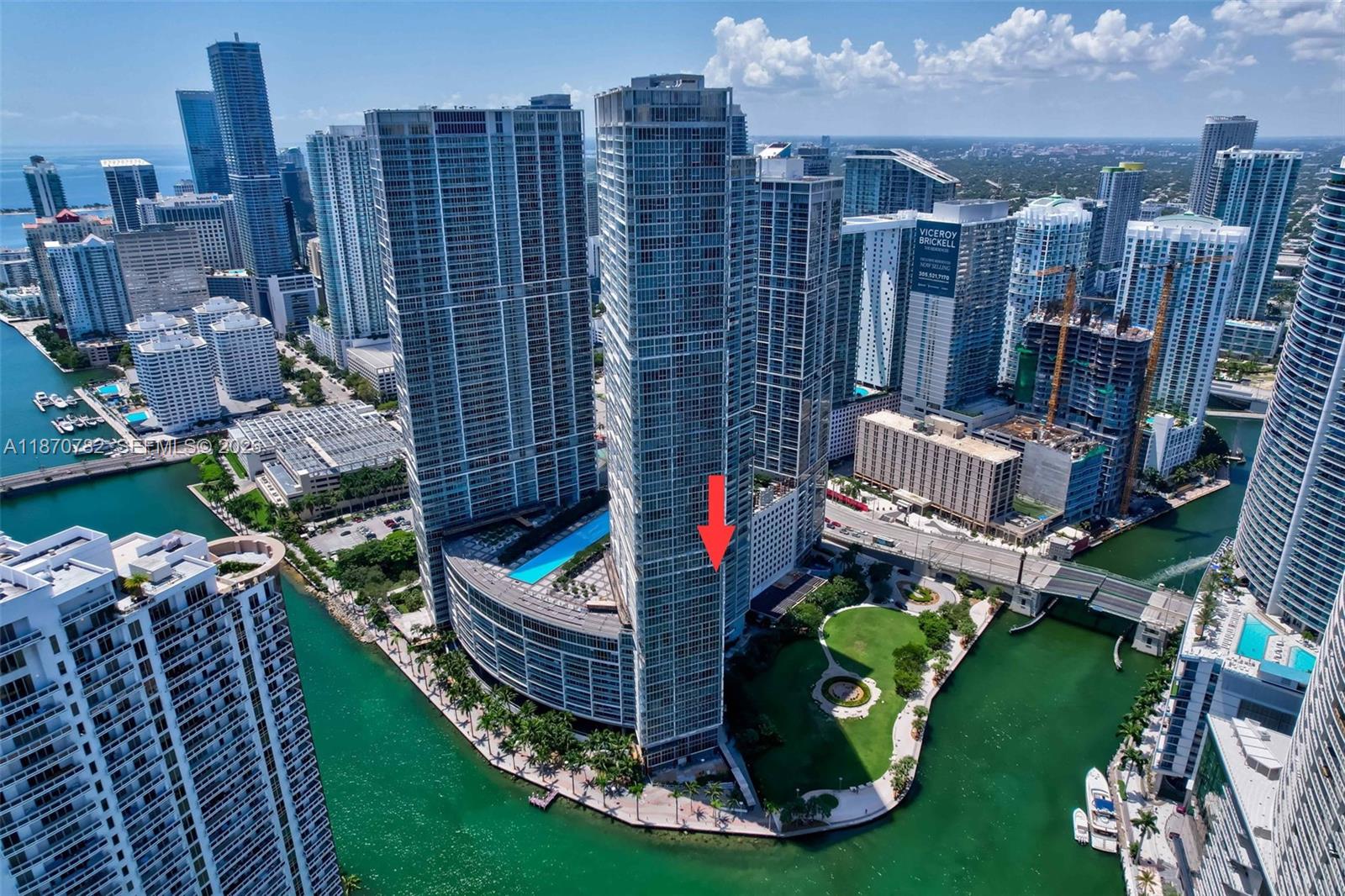 83dcefb7-7990 465 Brickell Ave # 2002, Miami FL 33131 — #A11870782