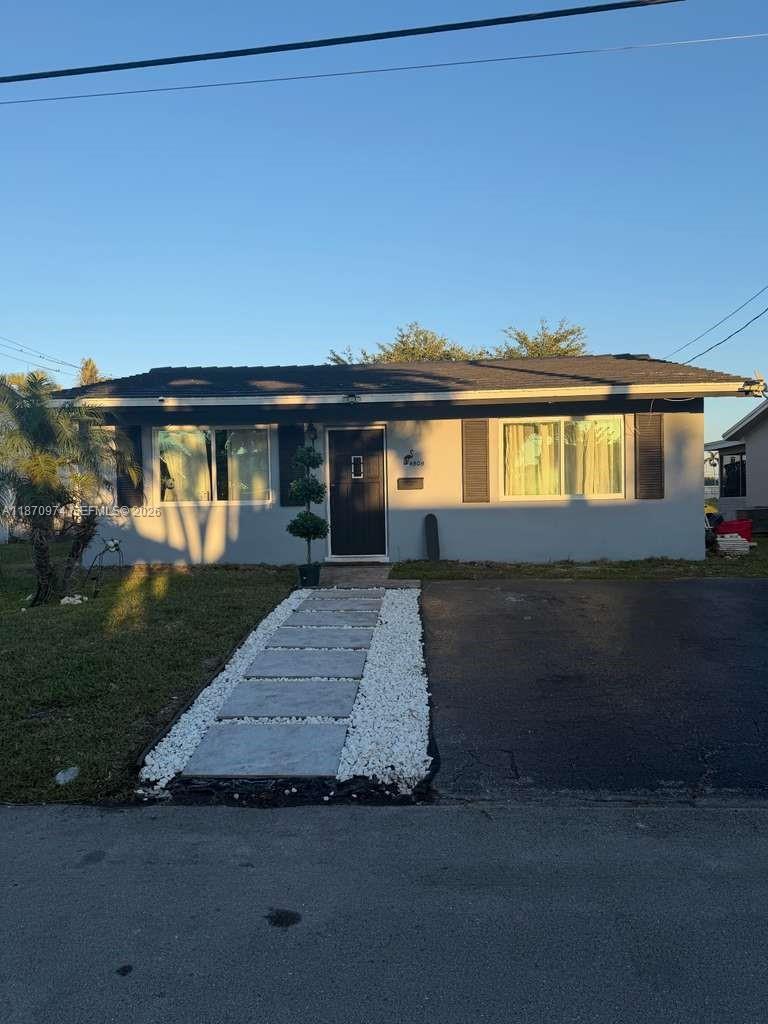 4808 NW 27th Ter, Tamarac FL 33309 — #A11870974