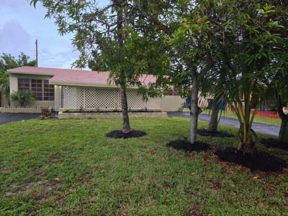 6751 Meade St, Hollywood FL 33024 — #A11871319