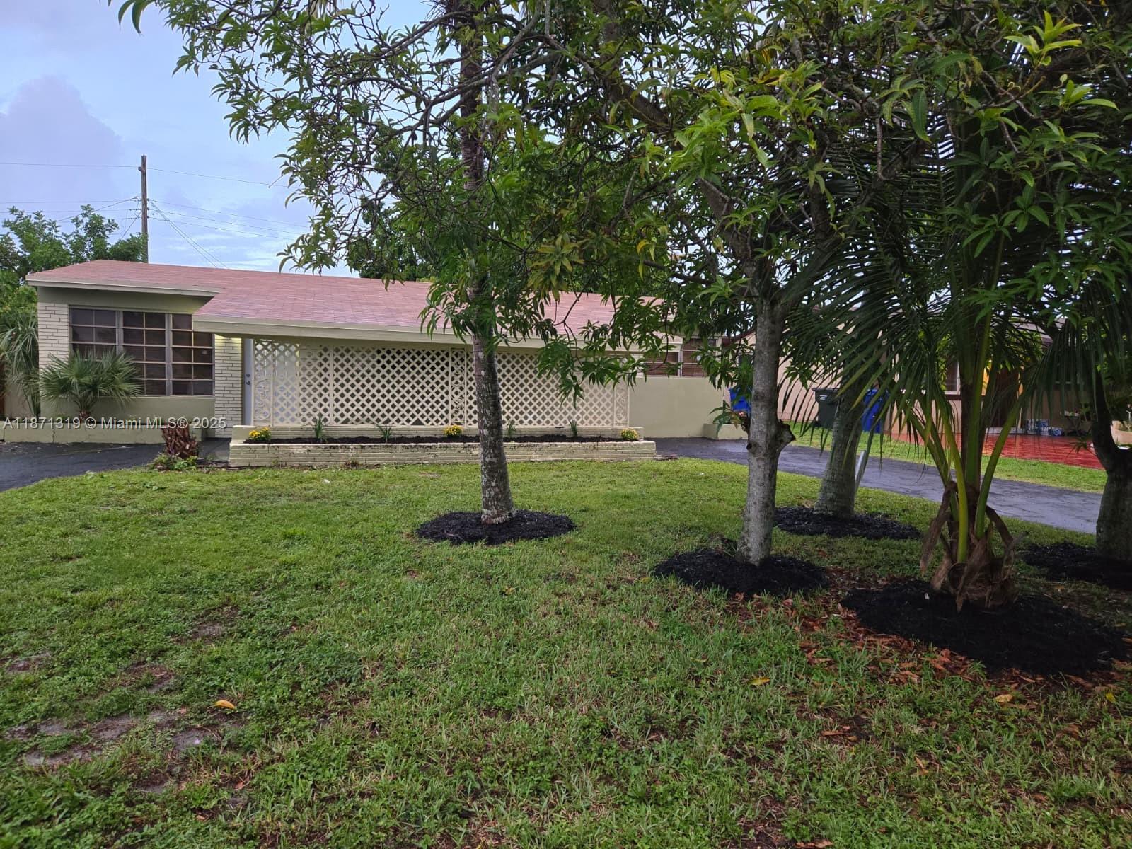 6751 Meade St, Hollywood FL 33024 — #A11871319