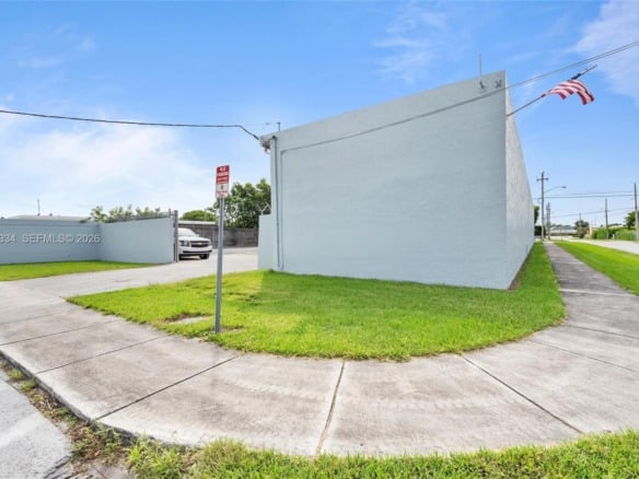 105 NE 1st Rd, Homestead FL 33030 — #A11871334
