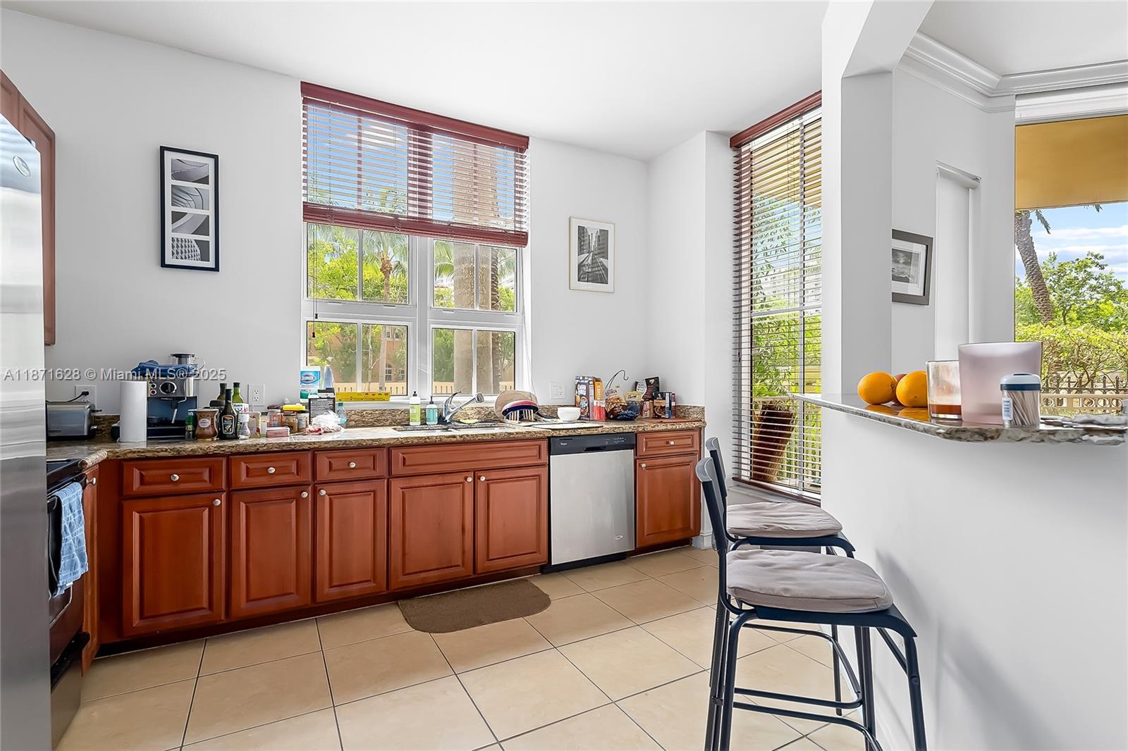 83dcefb7-8037 3001 NE 185th St # 135, Aventura FL 33180 — #A11871628