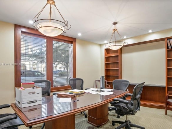 4551 Ponce De Leon Blvd, Coral Gables FL 33146 — #A11872179