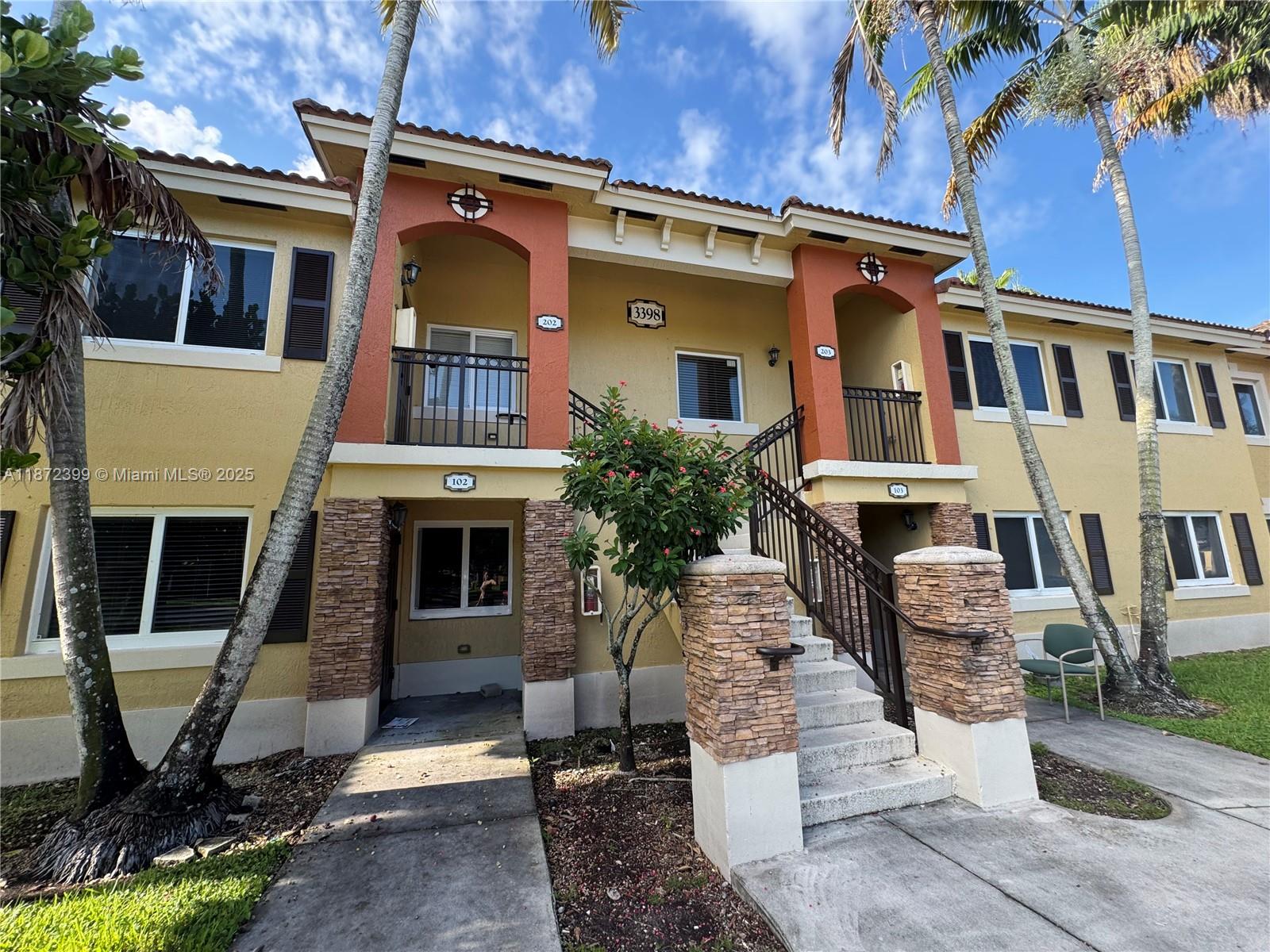 83dcefb7-8072 3398 NE 9th Dr # 202, Homestead FL 33033 — #A11872399