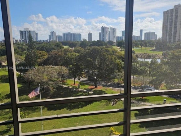 20400 W Country Club Dr # 711, Aventura FL 33180 — #A11873026