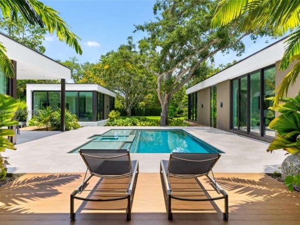 12100 SW 79th Ave, Pinecrest FL 33156 — #A11873273