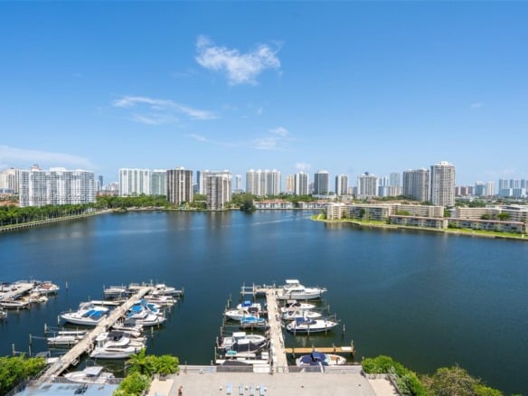 18041 Biscayne Blvd # 1404, Aventura FL 33160 — #A11874693