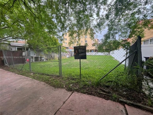 935 2nd St, Miami Beach FL 33139 — #A11875076