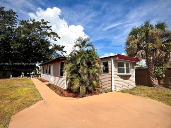 3603 SE 35th Ave, Other City – In The State Of Florida FL 34974 — #A11875300